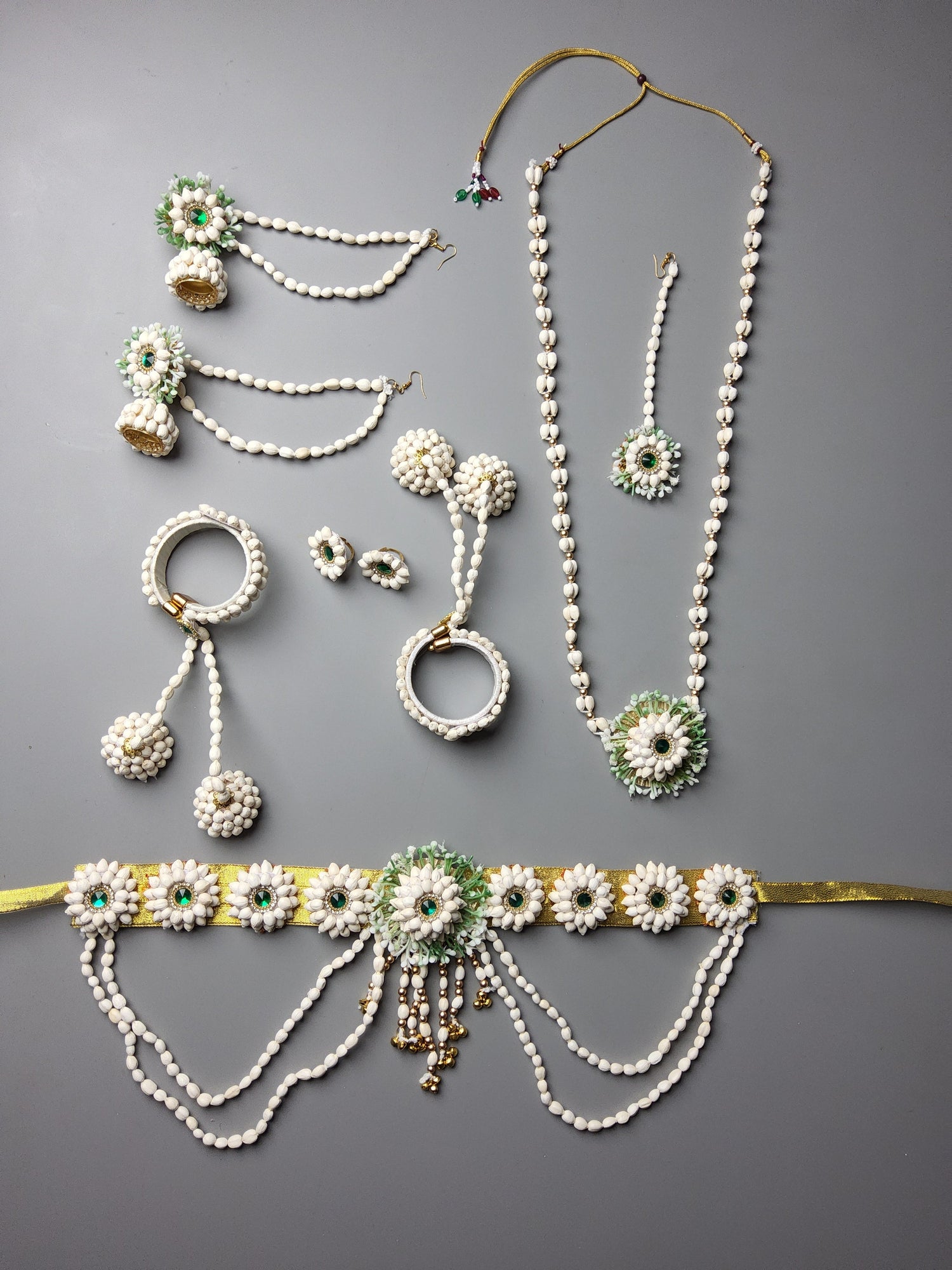 Baby Shower Jewellery Under 3000