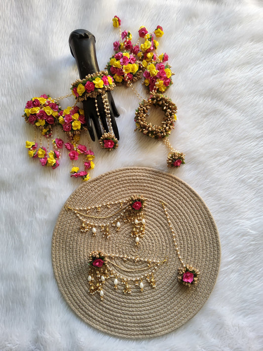 Beautiful Haldi Jewellery Set of Kalire, Maang Tikka and Bahubali Earrings