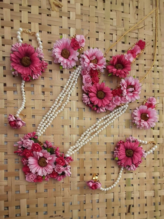 Buy Beautiful Sun Flower 🌻 Jewellery for Haldi and Weddings - Saubhagyavati.in