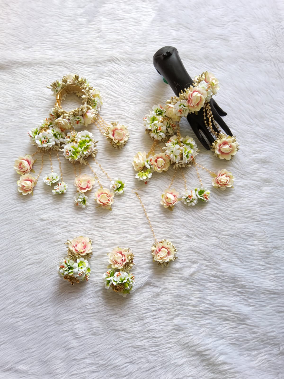 Floral Finesse: Artificial Flower Jewelry for Haldi and Mehndi Marvels - Saubhagyavati.in
