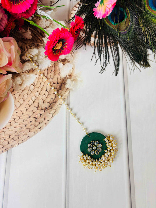 Green Kundan & Pearl Maang Tikka – Handmade Bridal Hair Accessory