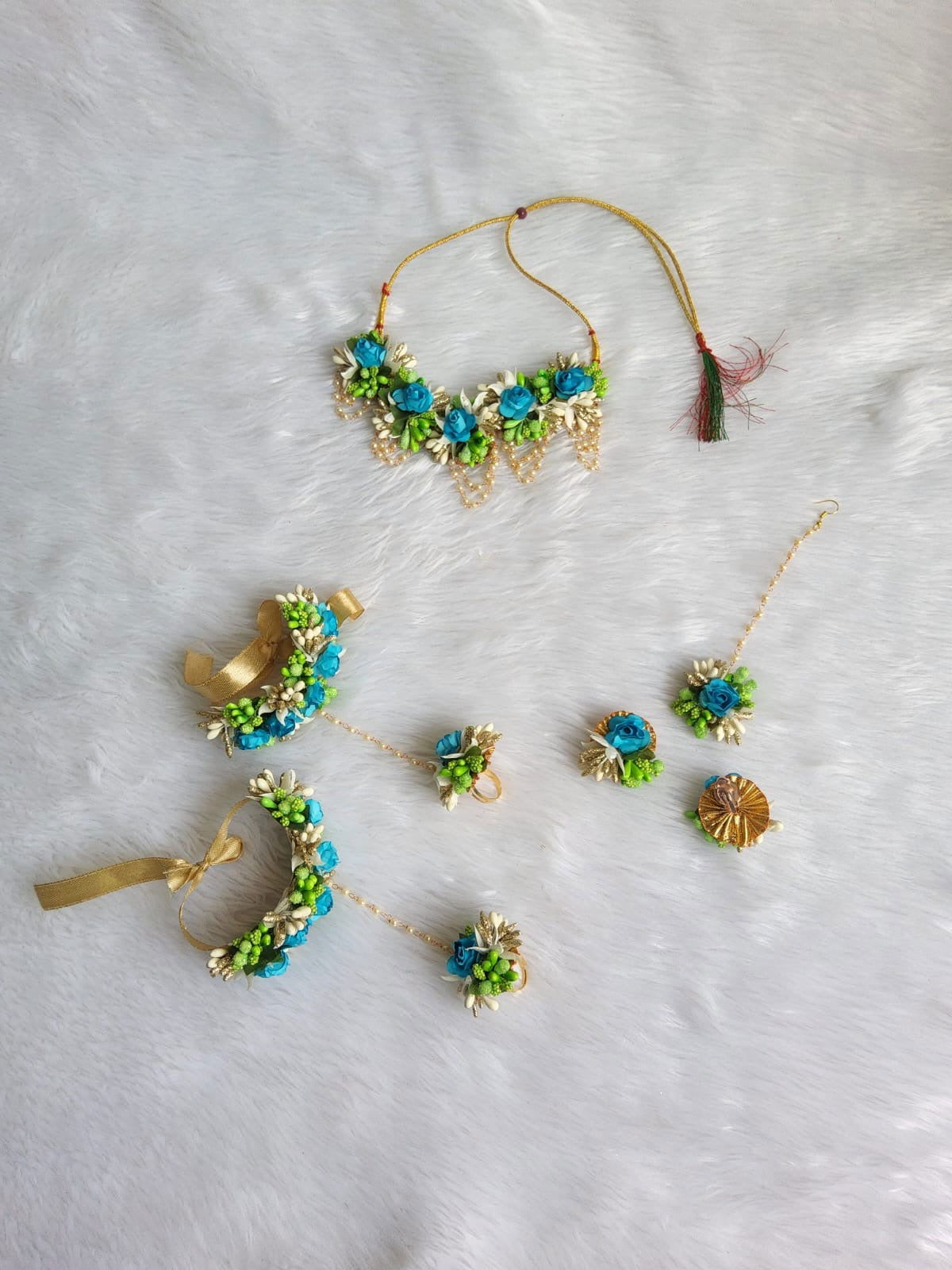 New set of flowers jewellery for haldi with adjustable earrings - Saubhagyavati.in