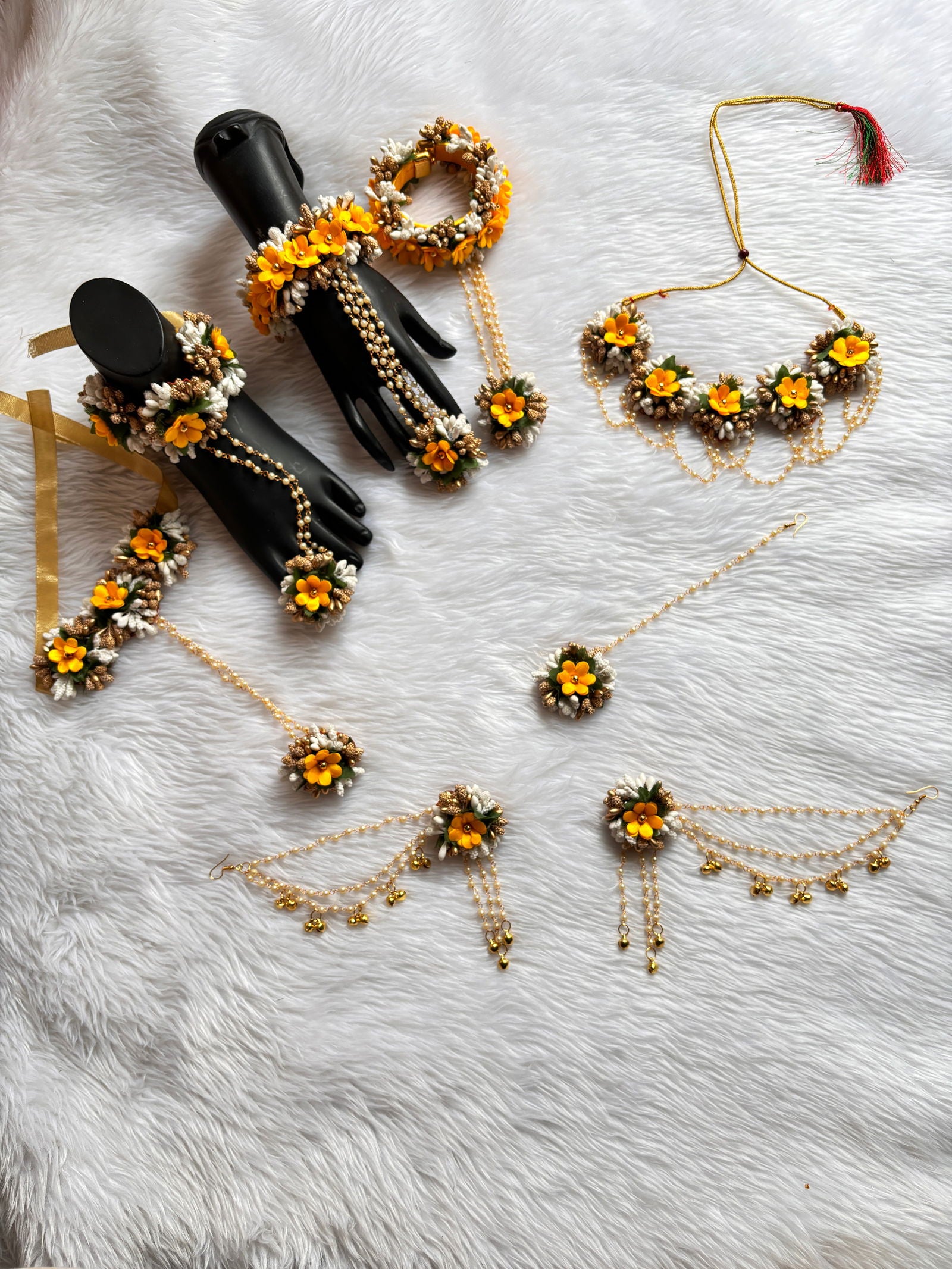 Flower jewellery set for haldi - Saubhagyavati.in