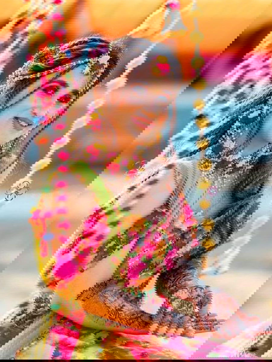 Flower jewellery set for haldi and mehndi – - Main Image