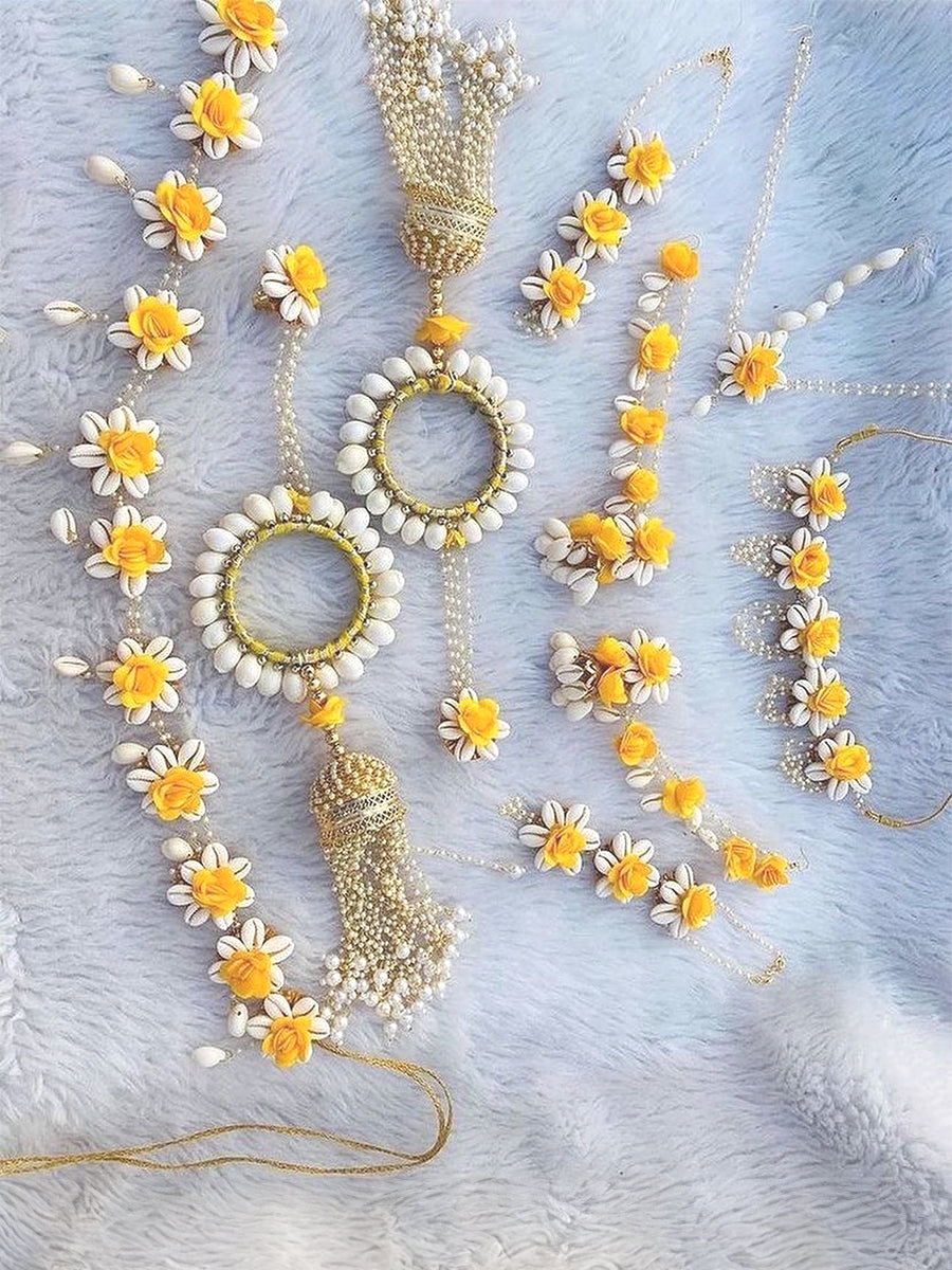 Shell jewellery with yellow flowers Complete set for Haldi