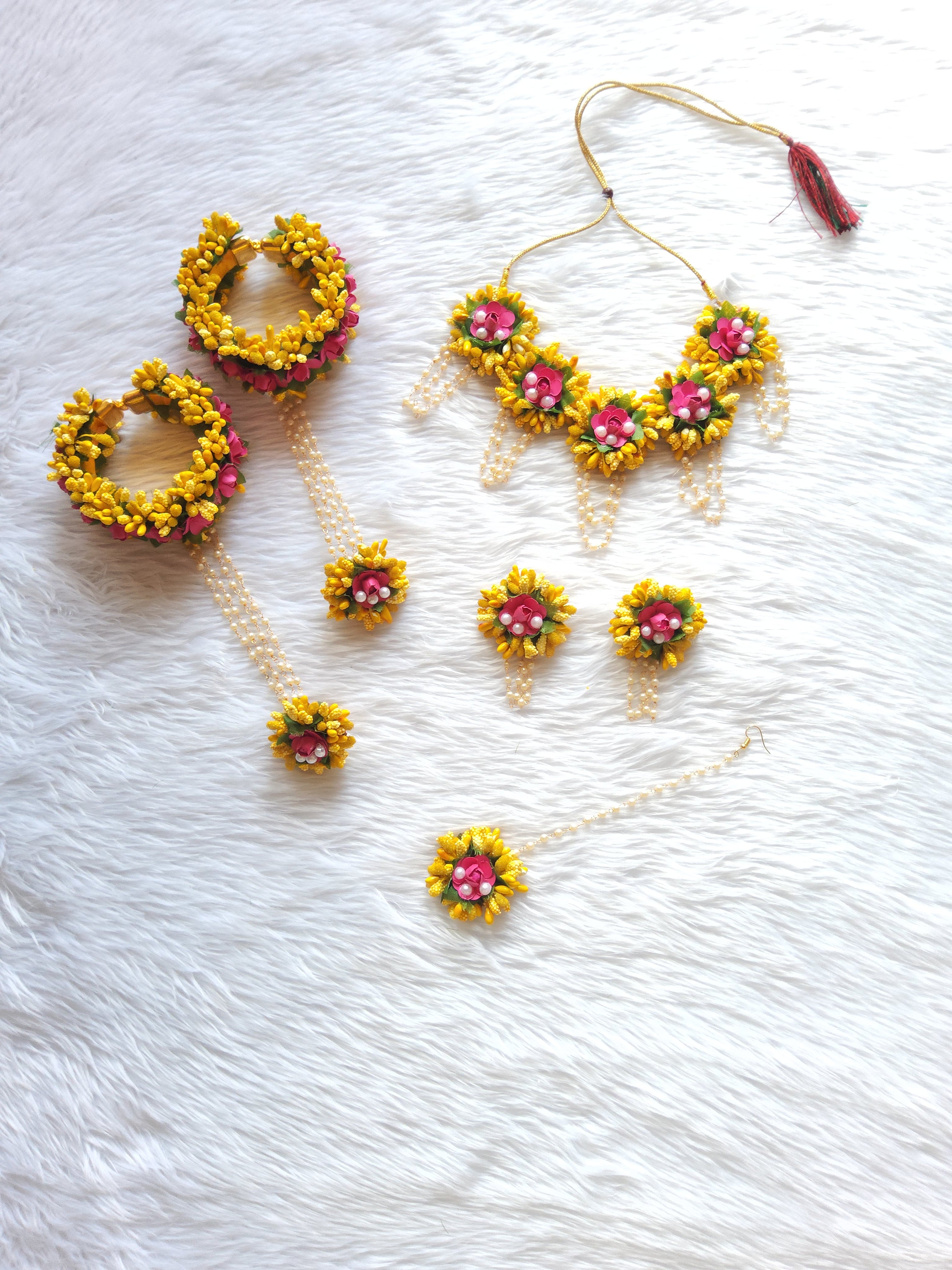 Ananya Floral Necklace Set – Indiatrendshop