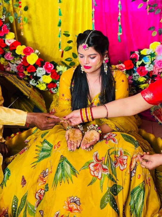 Haldi Mehndi Flower Jewellery Set with Bahubali Earrings floral jewellery for haldi