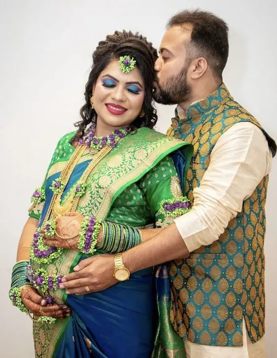 New Delhi India – March 13 2020 : Maternity shoot pose for welcoming new  born baby in Lodhi Road in Delhi India, Maternity photo shoot done by  parents Stock Photo - Alamy