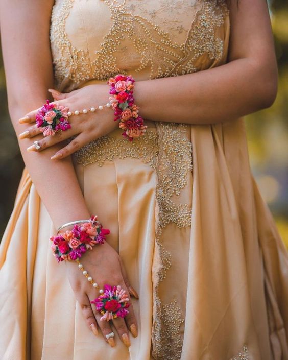 Beautiful Hathphool flower jewellery - For Haldi, Mehndi and Wedding - Saubhagyavati.in
