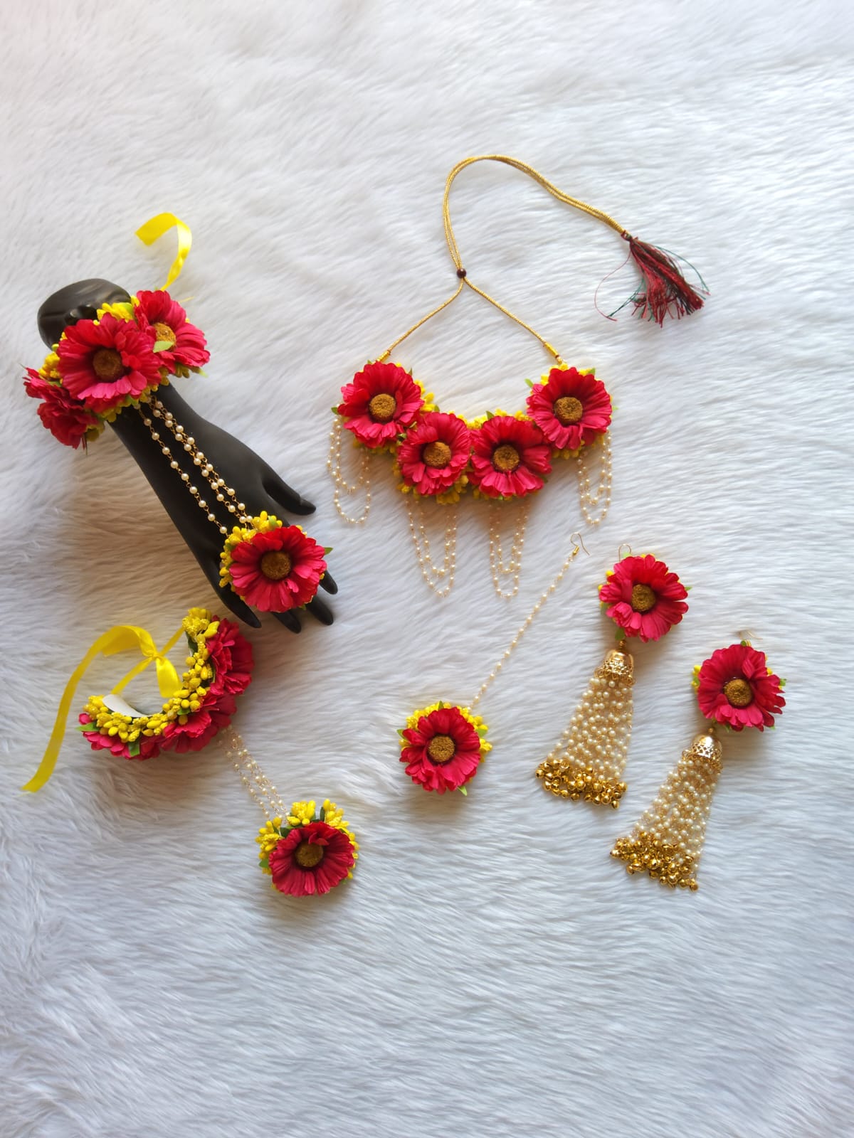 Beautiful and stunning sun flower jewellery set for your mehandi and haldi - Saubhagyavati.in