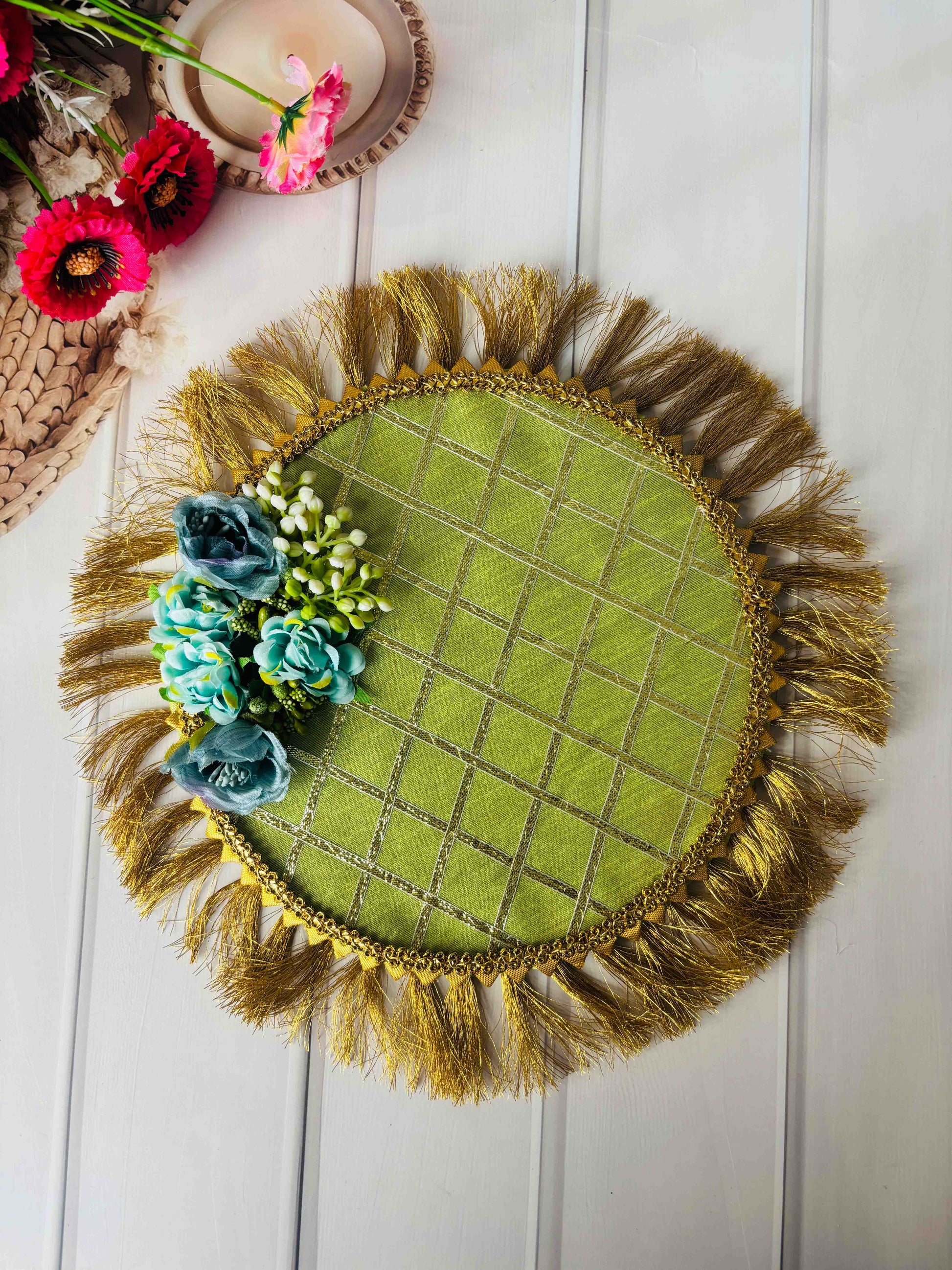 Green & Gold Floral Shagun Thali – Decorative Pooja & Wedding Plate