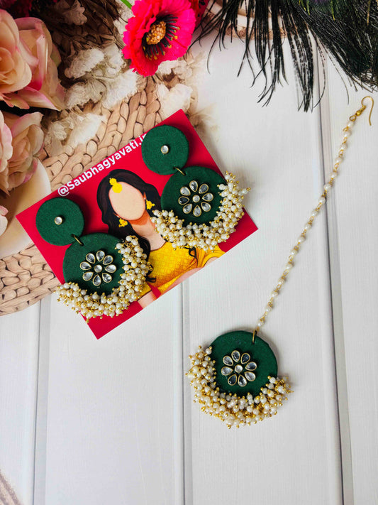 Green Kundan & Pearl Earring with Maang Tikka Set – Handmade Bridal & Festive Jewelry