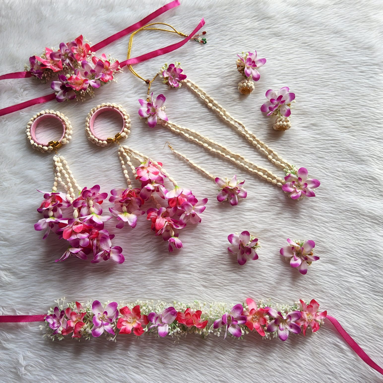 Gorgeous orchid or gypsy flowers jewellery for baby shower - Saubhagyavati.in