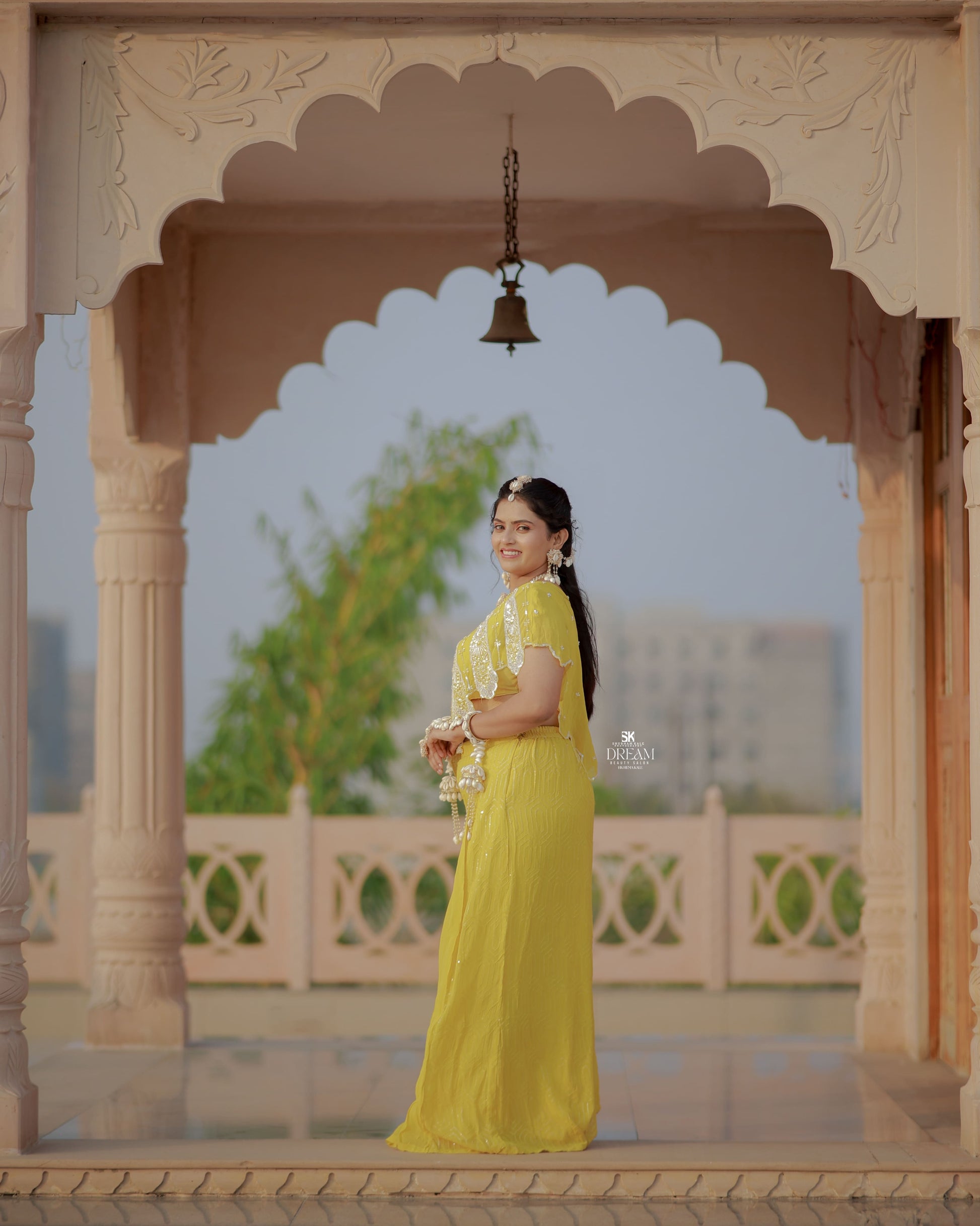 Haldi Ceremony Shell Jewellery Set | Cowrie Shell Maang Tikka, Earrings, Necklace, Hathphool & kaleera | Bridal Haldi Jewellery for Wedding | Floral Shell Jewelry Set