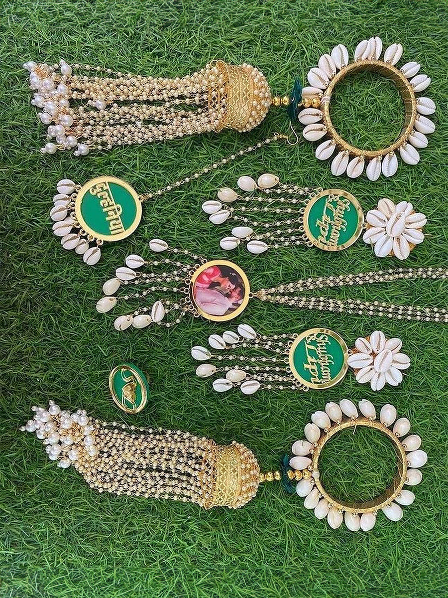 Personalized Shell Jewellery with Dulhaniya Earrings and Pendent Saubhagyavati.in