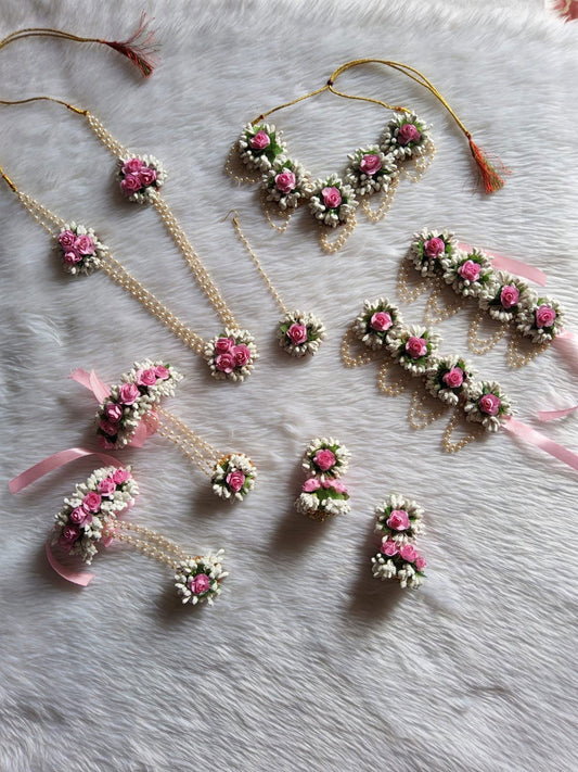 Perfect white and baby pink set for baby shower jewellery - Saubhagyavati.in