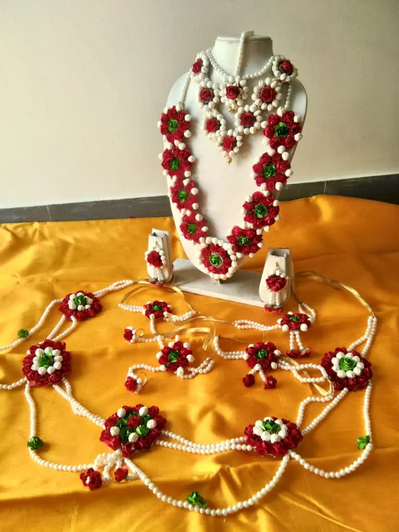 Traditional Maharashtrian Baby Shower Jewellery or Dohale Jevan Jewellery