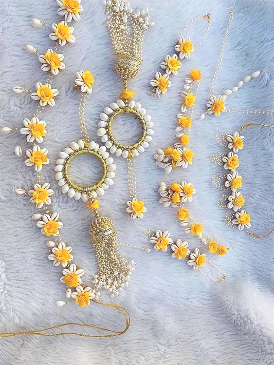 Shell jewellery with yellow flowers | Complete set for Haldi