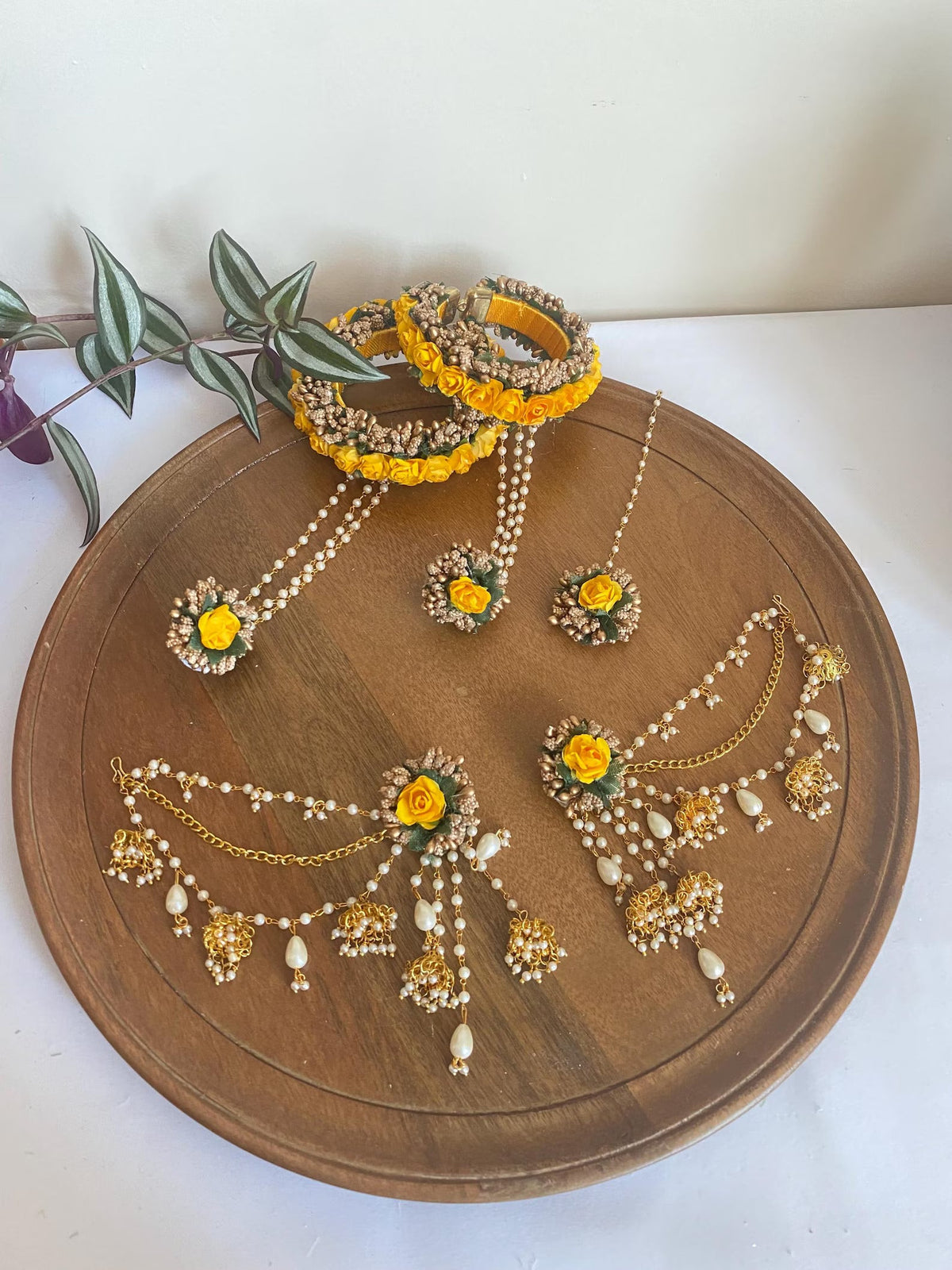 Haldi Mehndi Flower Jewellery Set with Bahubali Earrings floral jewellery for haldi