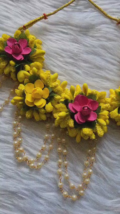 Floral Splendor: Artificial Flower Jewelry for Haldi Elegance