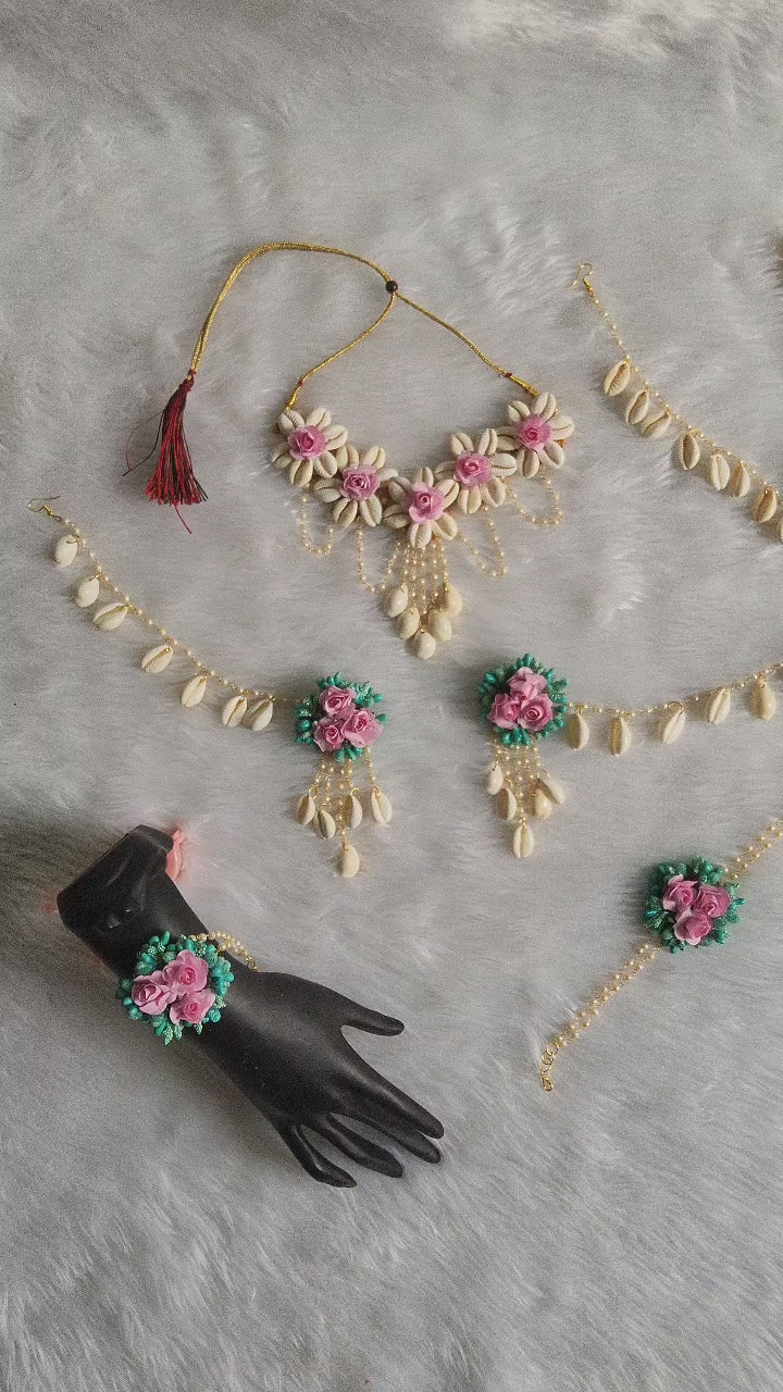 Pink Flower Shells Jewellery Set For Brides