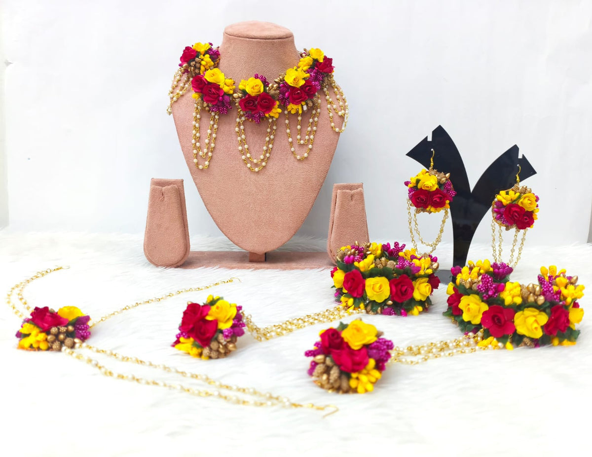 Flower jewellery set for haldi and mehndi